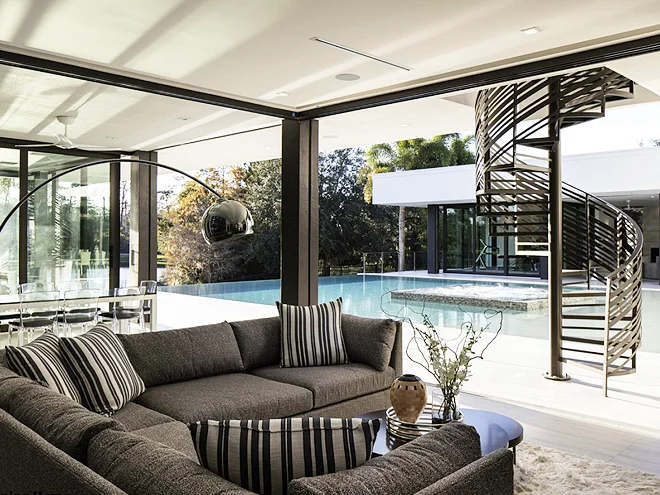 Luxury Pools & Spas