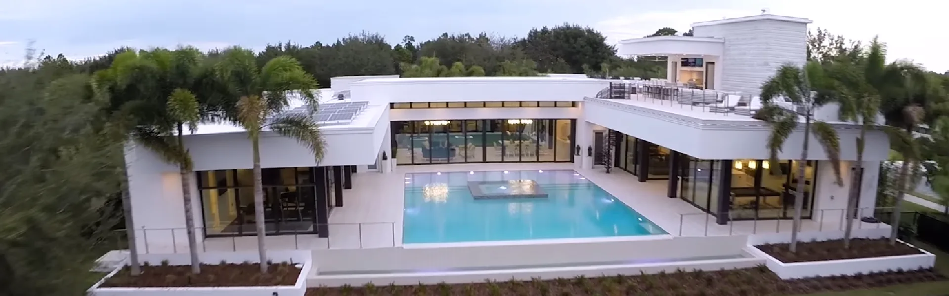 The Ultimate Western Luxury Pool for Your Home