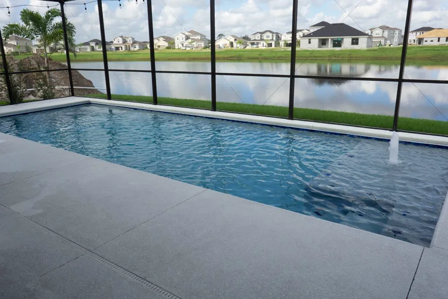 How Do Infinity Pools Work?