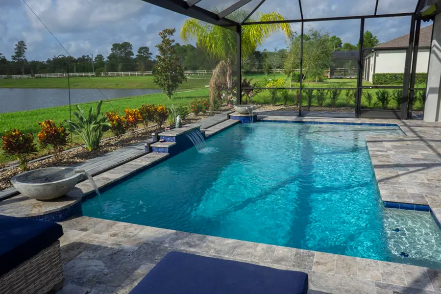 How Do Infinity Pools Work?